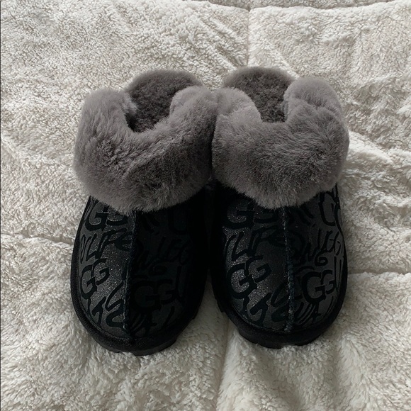 ugg graffiti slippers